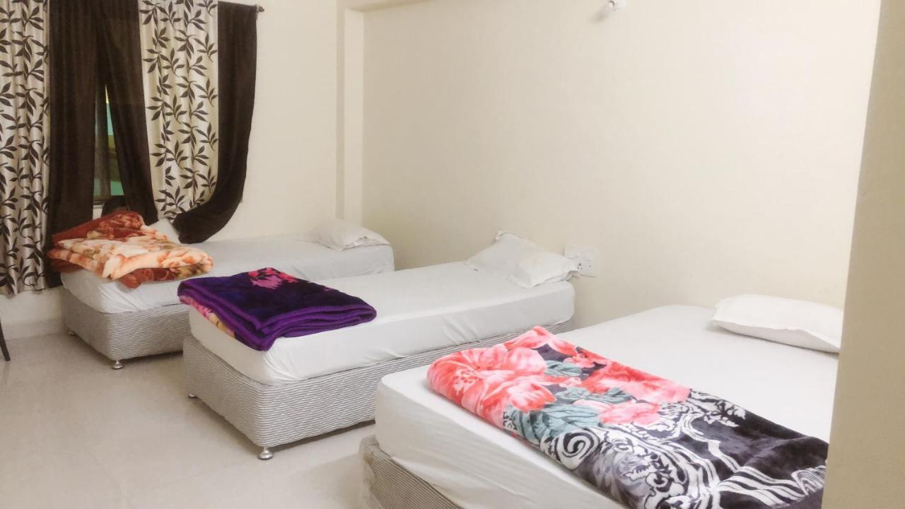 Lotus Residency Ξενοδοχείο Bodh Gaya Εξωτερικό φωτογραφία